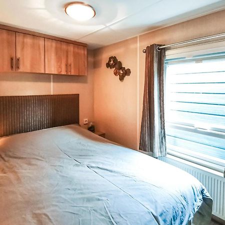 3 Bedroom Beautiful Home In Heinkenszand Ngoại thất bức ảnh