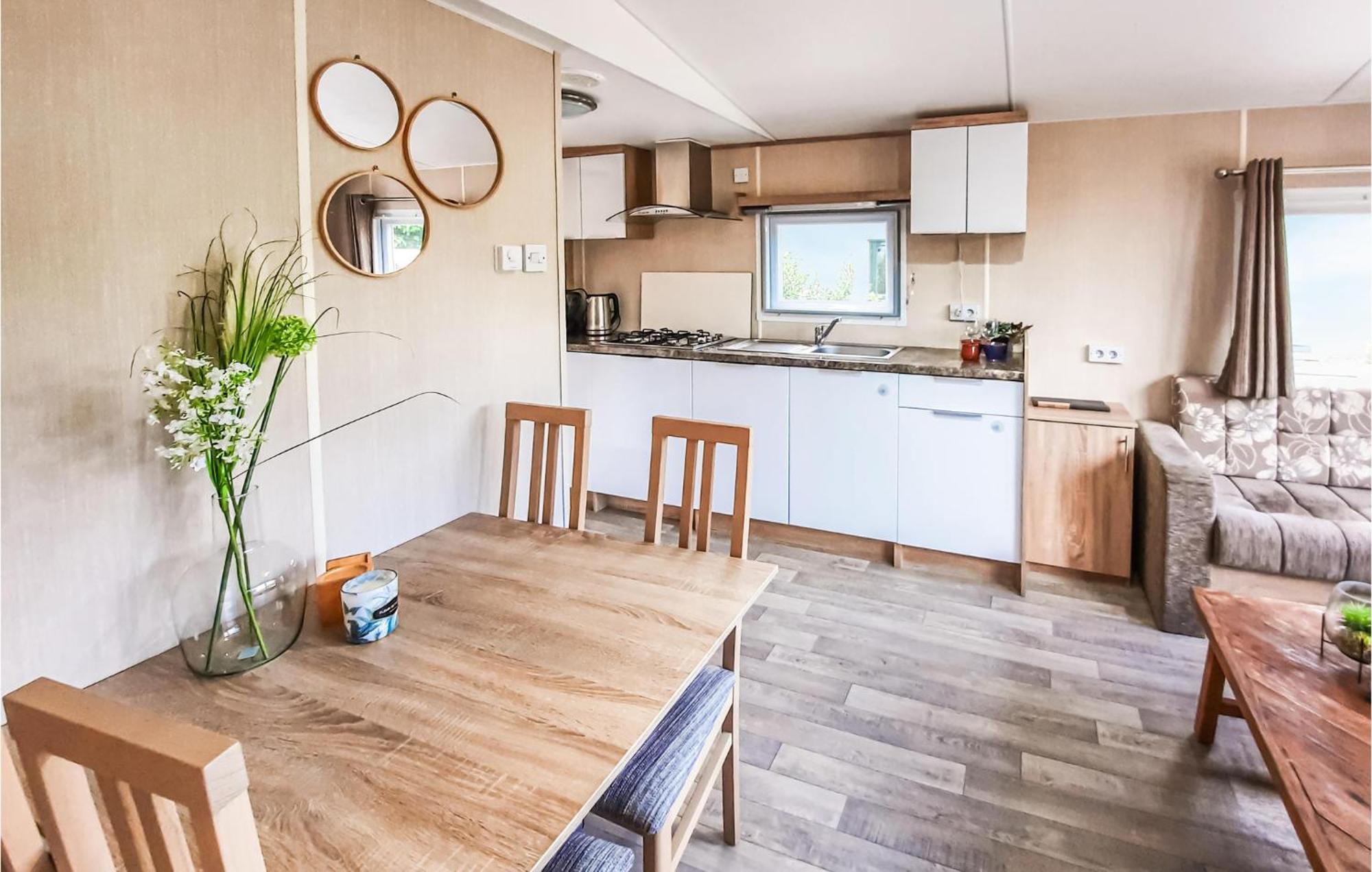3 Bedroom Beautiful Home In Heinkenszand Ngoại thất bức ảnh