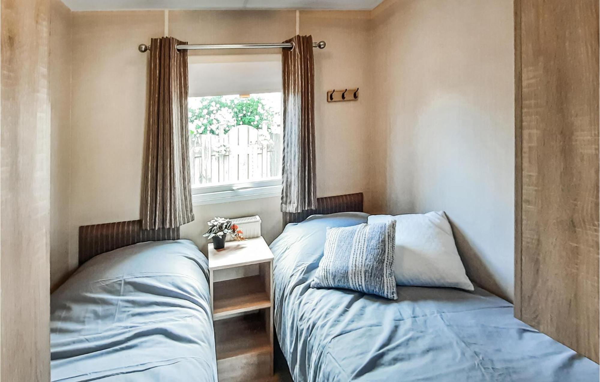 3 Bedroom Beautiful Home In Heinkenszand Ngoại thất bức ảnh