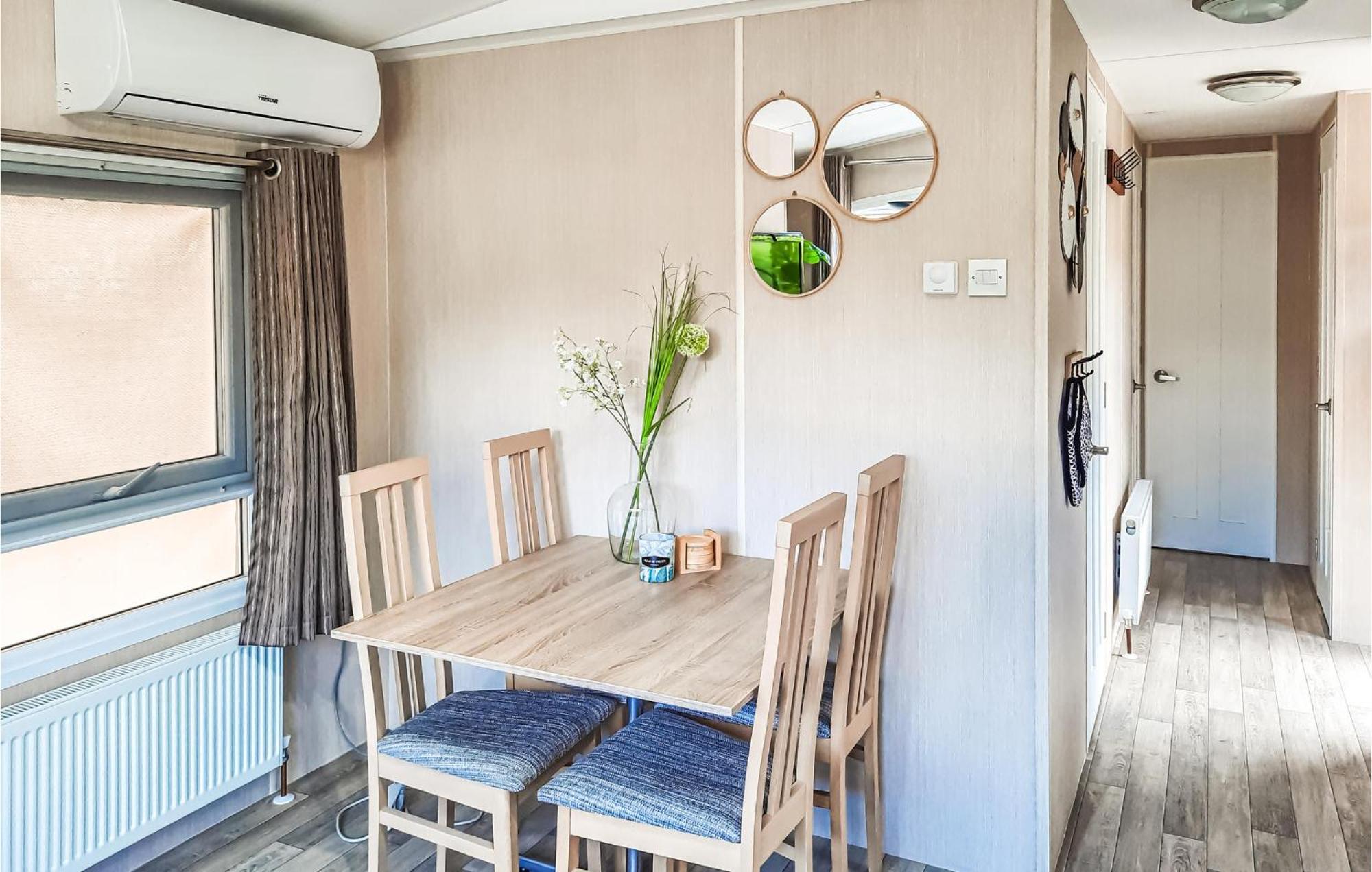 3 Bedroom Beautiful Home In Heinkenszand Ngoại thất bức ảnh